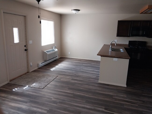 Foto del edificio - 207 4th St SW