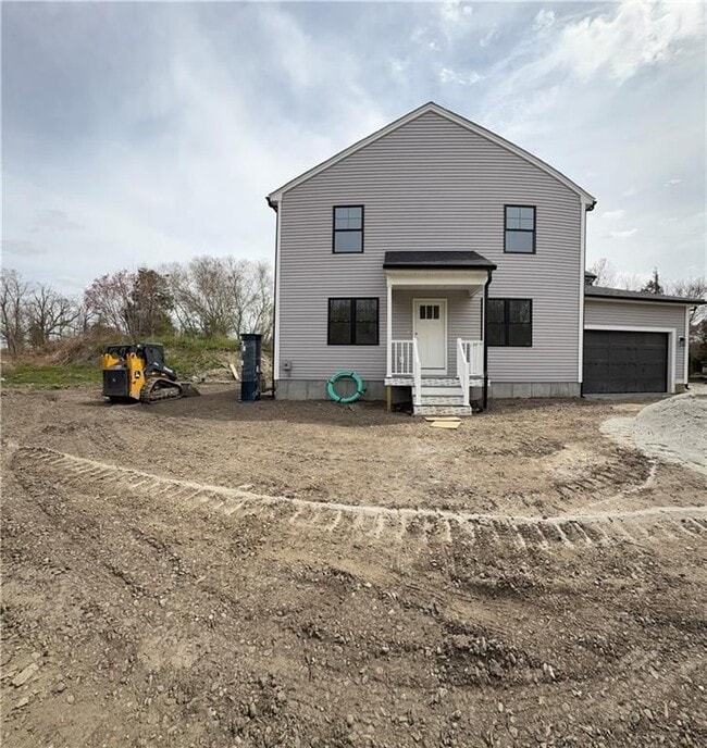 Building Photo - 124 Birch Swamp Rd