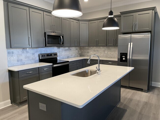 Foto del edificio - 1083 N Westyn Lp