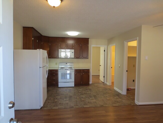 Foto del edificio - Kincaid Circle Apartments