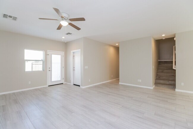 Foto del edificio - 1726 W Minton St