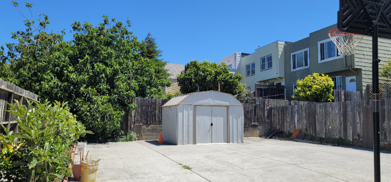 Primary Photo - 721 Brazil Ave