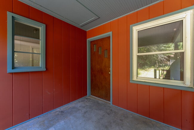 Photo - 503 Clement Rd (Brevard, NC) House