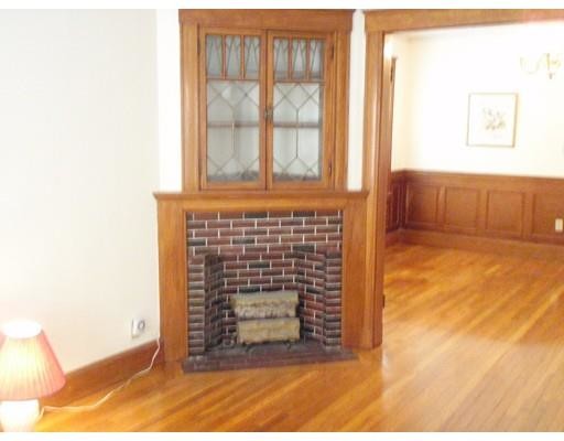 Building Photo - 64 Westmoreland St