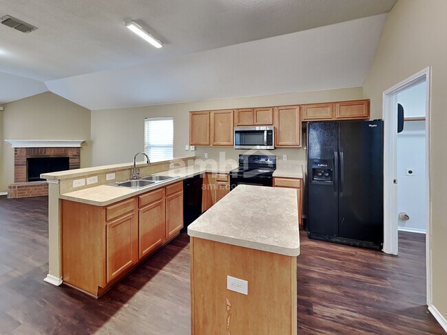 Foto del edificio - 10437 Manhassett Dr