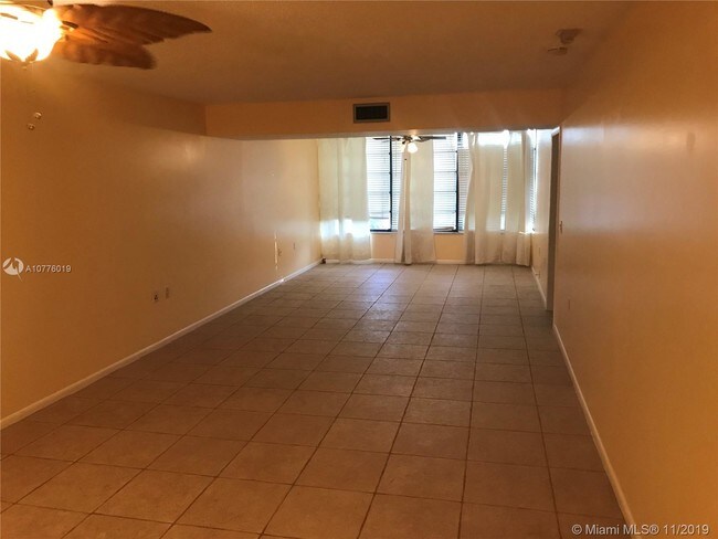 Foto del edificio - 3826 Whitehall Dr