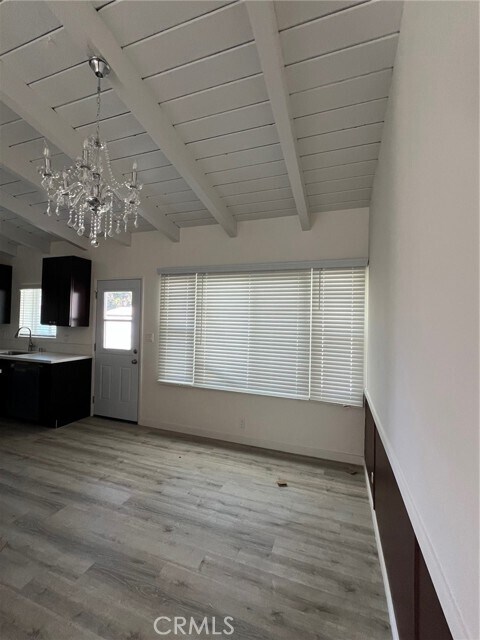 Foto del edificio - 15720 Bonsallo Ave