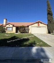 Building Photo - 3307 Stella Ave