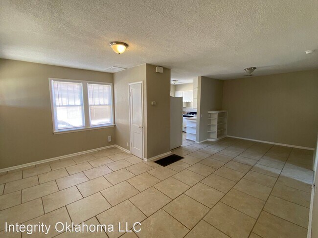Building Photo - 2 br, 1 bath House - 4302 North Peniel Avenue