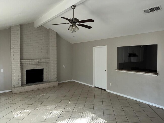 Foto del edificio - 5447 Fawn Trail Ln