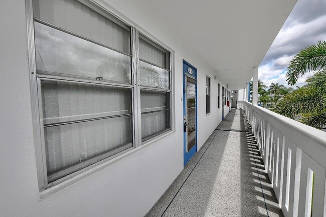 Photo - 3069 Exeter Apartment