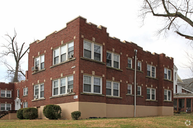 Foto del edificio - West Louisville  - 4600 W Broadway