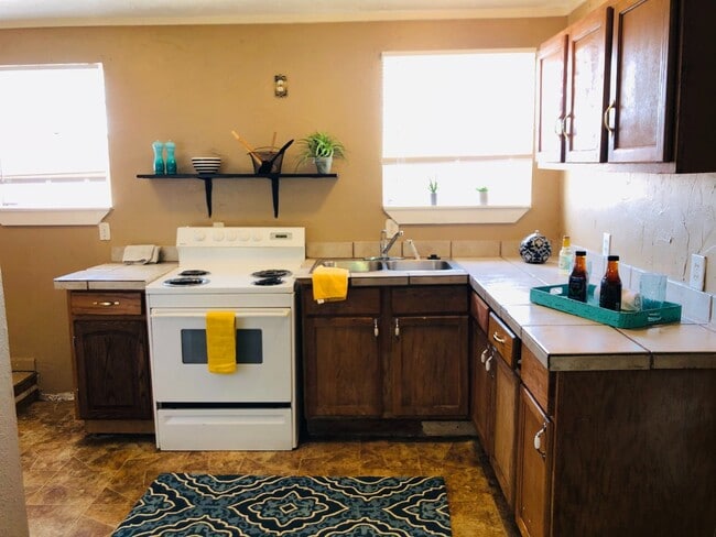 Photo - 200 off move in by May 15th!   ALL BILLS PAID! 2 bedrooms with 2 bath rooms that is a upstairs un... House
