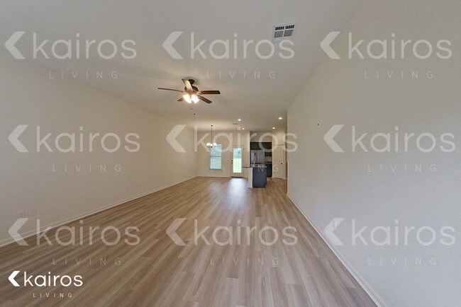 Building Photo - 105 Teddy Ln