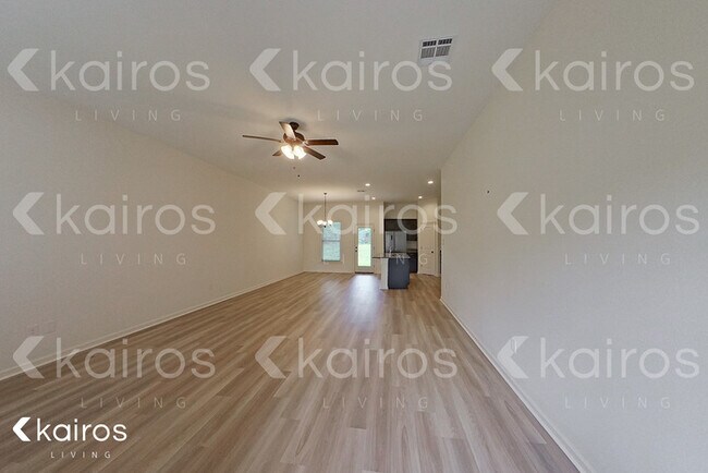 Foto del edificio - 105 Teddy Ln