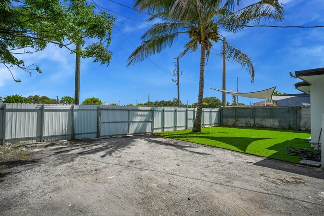 Building Photo - 2211 NW 82nd St