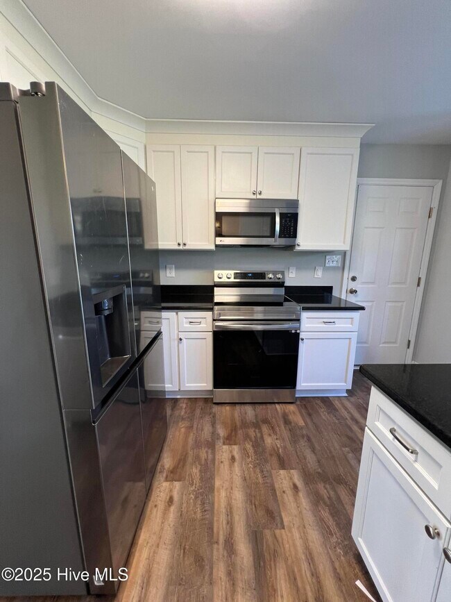 Foto del edificio - 104 Newhan Ln