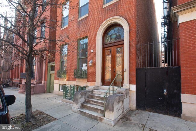 Foto del edificio - 812 Park Ave