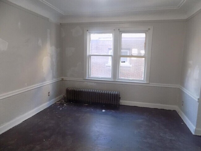 Foto del edificio - 14137 Mansfield St