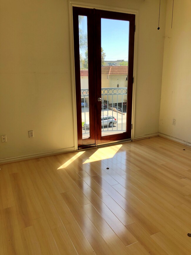 Foto del edificio - 3355 Keystone Ave
