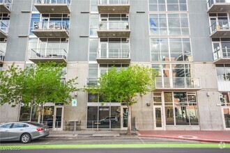 Building Photo - 353 E Bonneville Ave