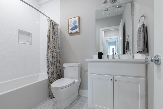 Building Photo - The Avenue (1513 Ridge Ave)