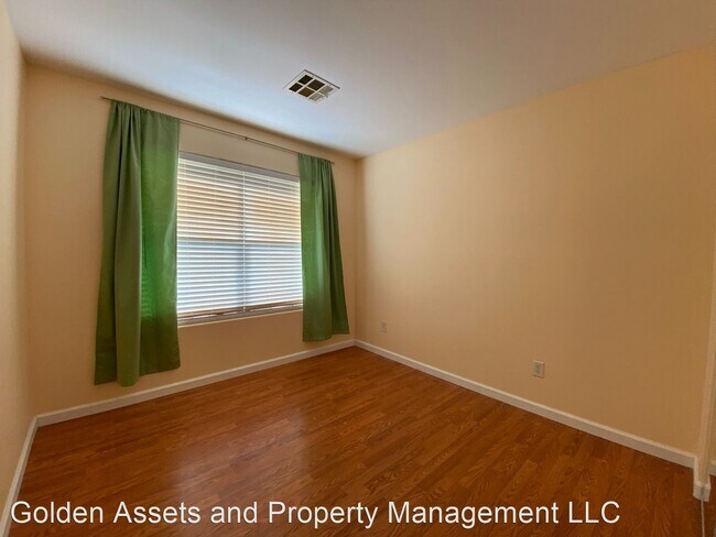 Building Photo - 3 br, 2 bath House - 11062 Desert Dove Ave
