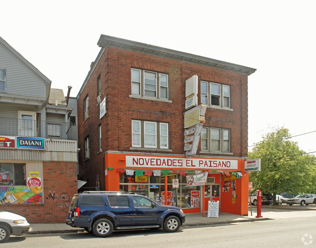 Building Photo - 80 W Hollis St