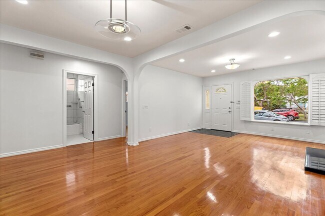Foto del edificio - 2126 Selby Ave