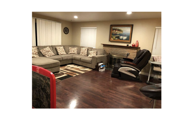 Foto del edificio - 3643 35th Ave W