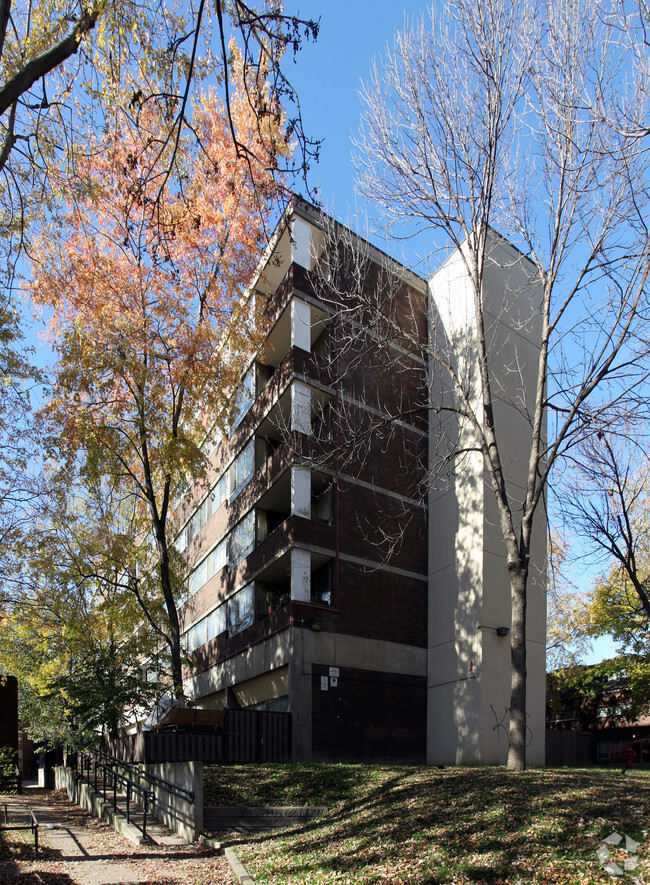 Building Photo - Atkinson Apartments