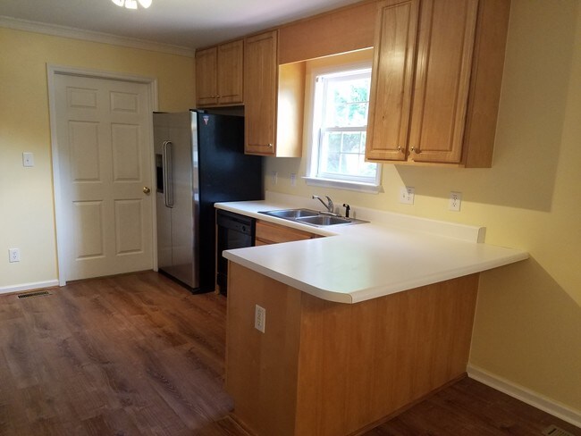Foto del edificio - 913 S Willhaven Dr