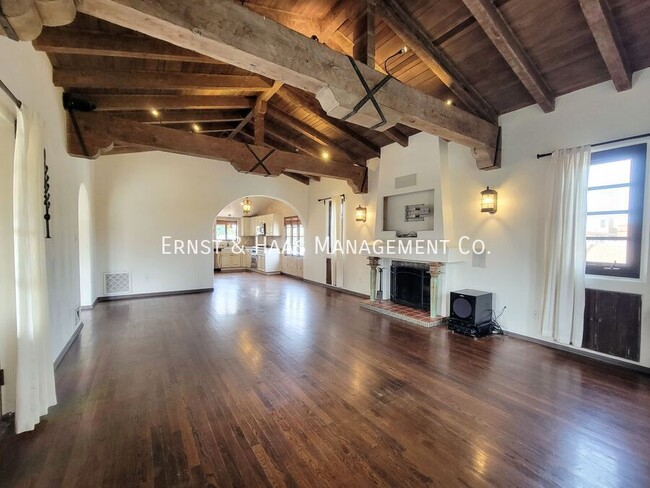 Building Photo - 603 Termino Ave