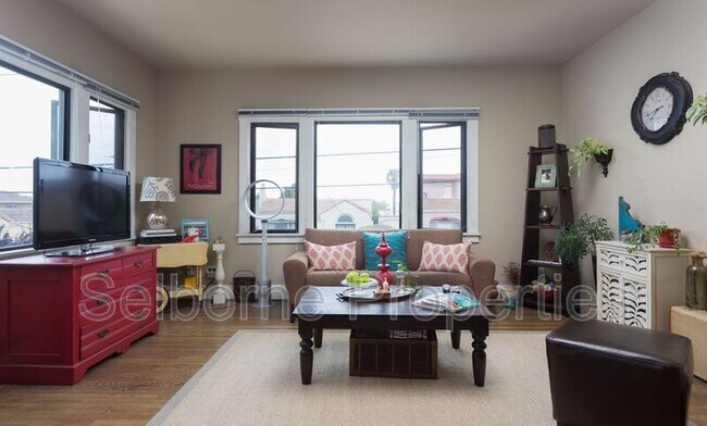 Foto del edificio - 5208 Fleming Ave