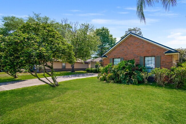 Foto del edificio - 8536 Iron Mill Ct