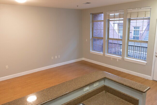 Foto del edificio - 2580 17th St