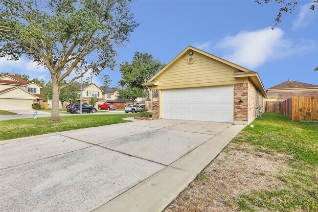 Foto del edificio - 12407 Clara Hills Ln