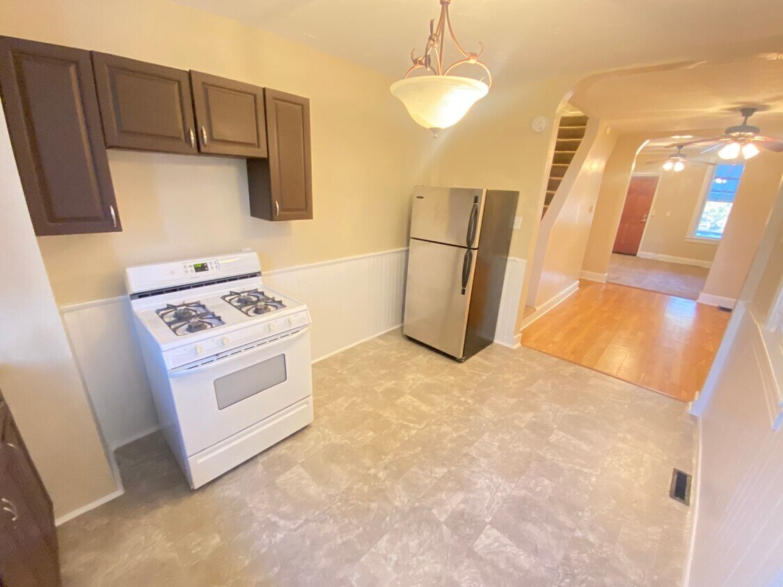 Foto principal - Charming 3 Bedroom, 1 Bath Home in York, Pa!