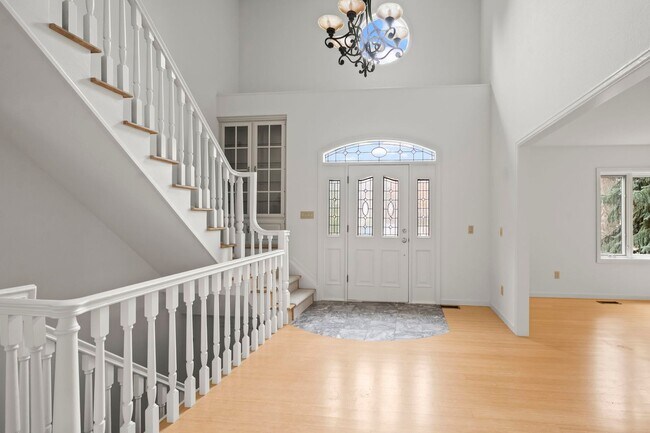 Foto del edificio - Custom Boulder 4 Bedroom + Finished Basement