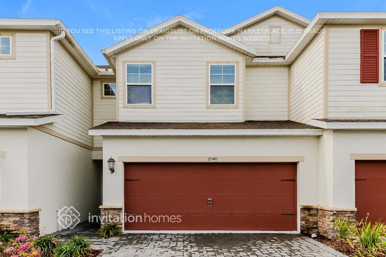 Foto principal - 11540 Woodleaf Dr
