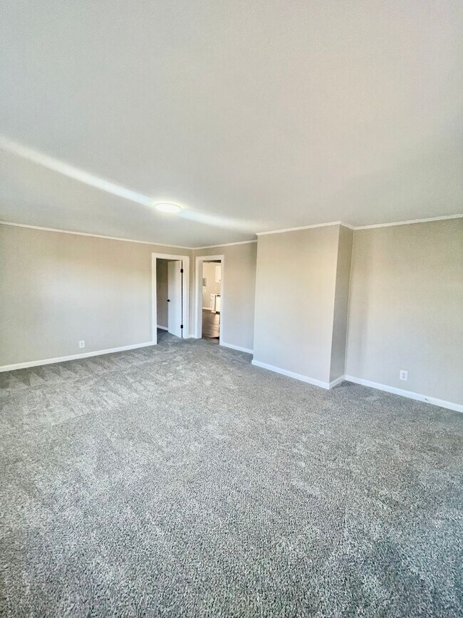 Foto del edificio - Welcome to this charming 3-bedroom, 1-bath...