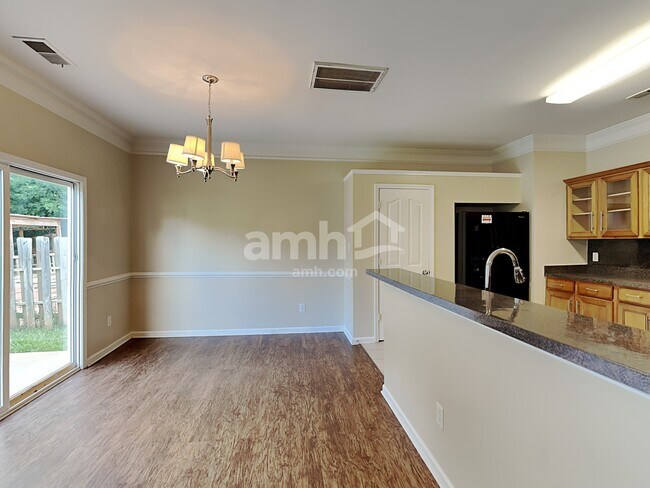 Building Photo - 2411 Cairns Mill Court