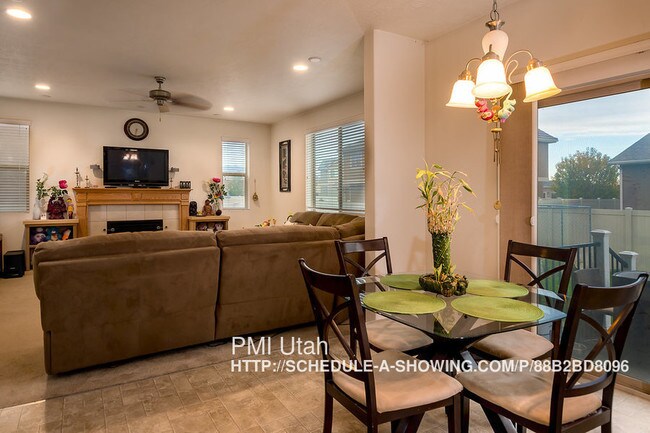 Building Photo - 2117 W 125 S