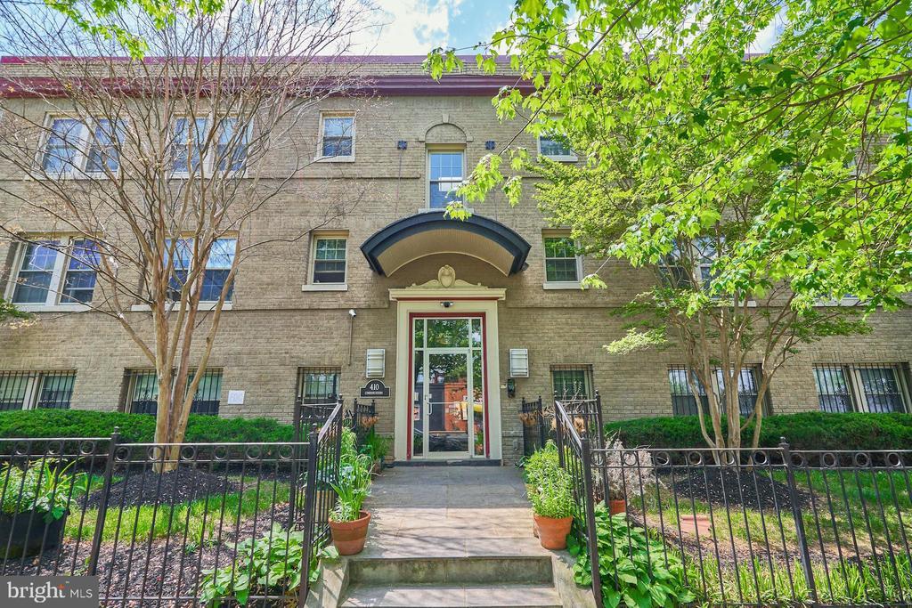 Foto principal - 410 15th St NE