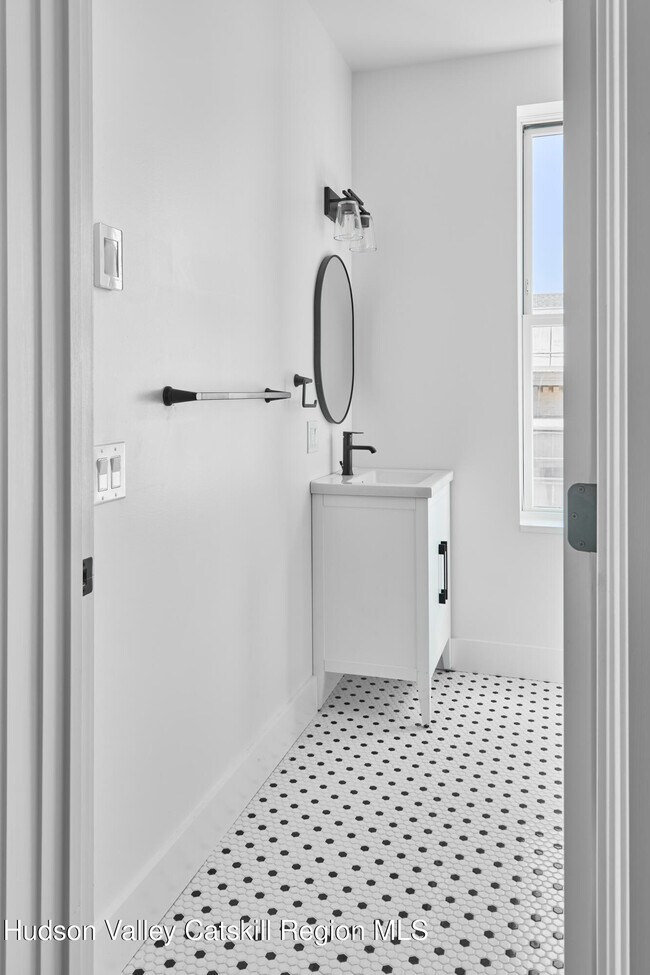 Foto del edificio - 72-74-74 Green St