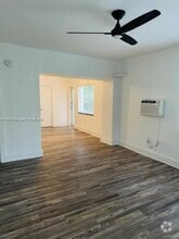 Building Photo - 1553 Jefferson Ave