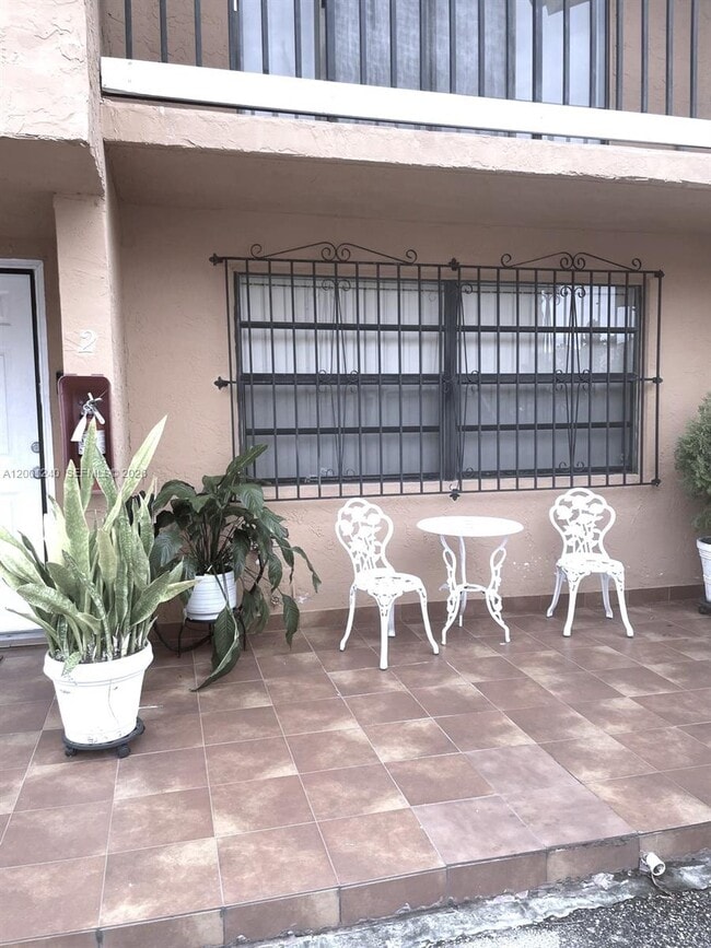 Foto del edificio - 520 NW 109th Ave