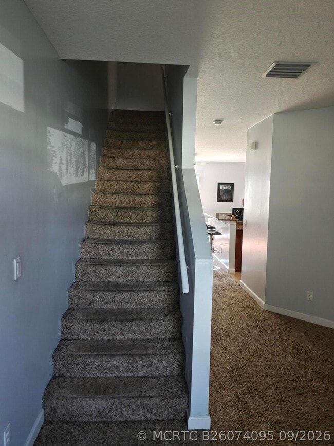 Building Photo - 2506 Creekside Dr