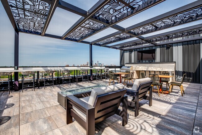 Sky Deck en la azotea | The Bohen | Apartamentos de lujo para alquilar en Minneapolis - The Bohen Apartments