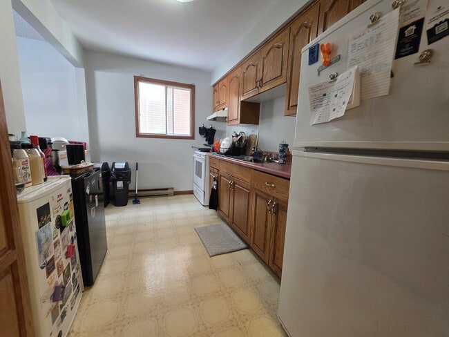 Building Photo - 46 Collingwood St